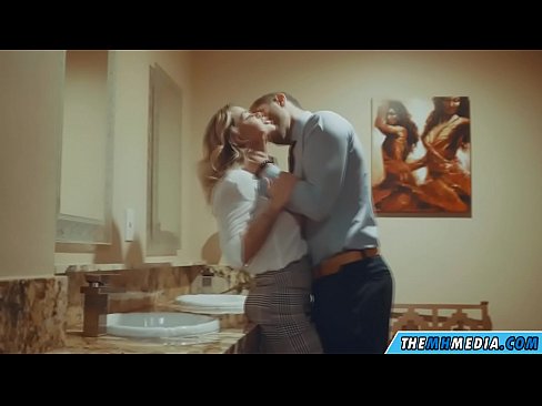 ❤️ Kiam belplena blondulo delogas vin en publika necesejo ❤️❌ Malmola porno ĉe ni % eo.filmepornonline.ru% ❌❤